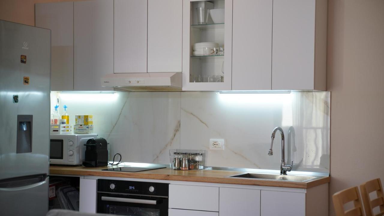 Stylish Apartment Near Tirana Center מראה חיצוני תמונה